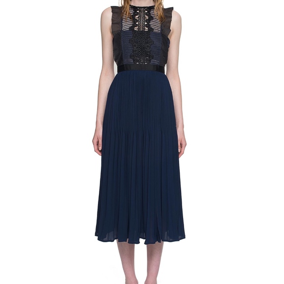 Self-Portrait Dresses & Skirts - Self-Portrait Sleeveless Lace Pleated Dress